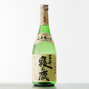 ソフトな口当たりの限定蔵出し黒糖焼酎古酒【黒糖焼酎 三年寝太蔵】のご紹介！