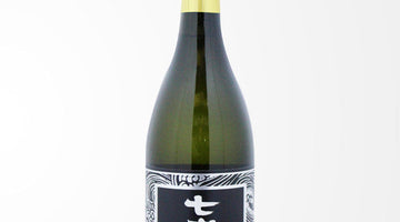 華やかさ×爽快感！炭酸で化ける「黒七窪」